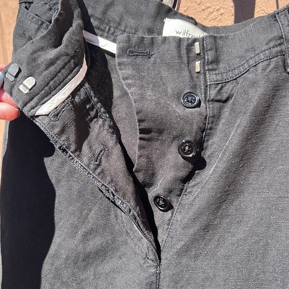 Wilfred with Linen Aritzia Cropped Frayed Hem Black Button Fly Trousers Size 6 - Picture 4 of 5